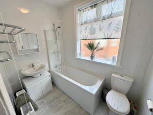 Photo 11- click for photo gallery